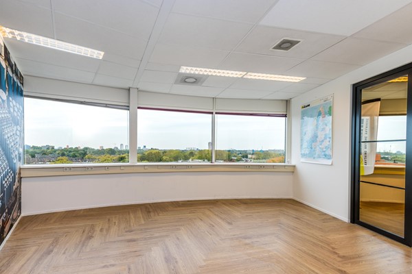 Medium property photo - Hoogvlietsekerkweg 184, 3194 AM Hoogvliet Rotterdam